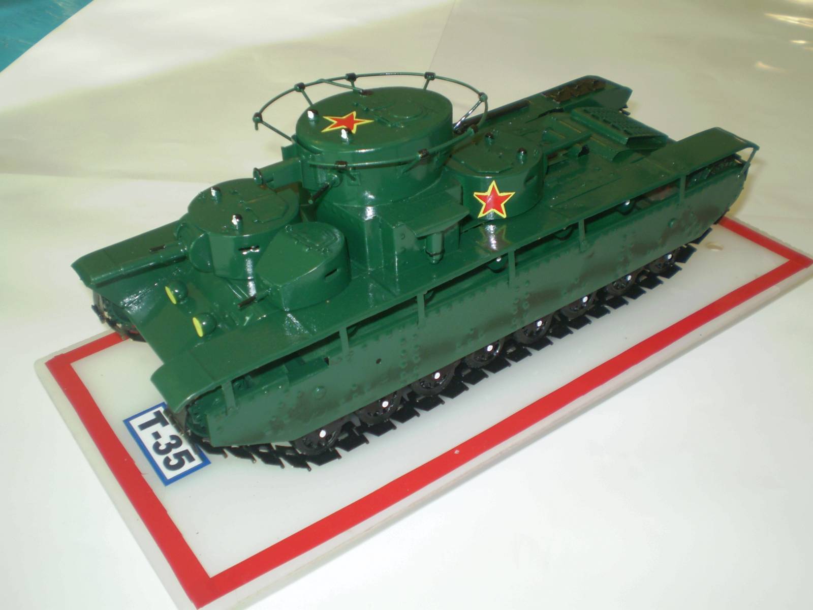 Т 35 м 10. Т-35 танк. Т 35 модель. Т-35 модель 1/35. Танк игрушка т100.